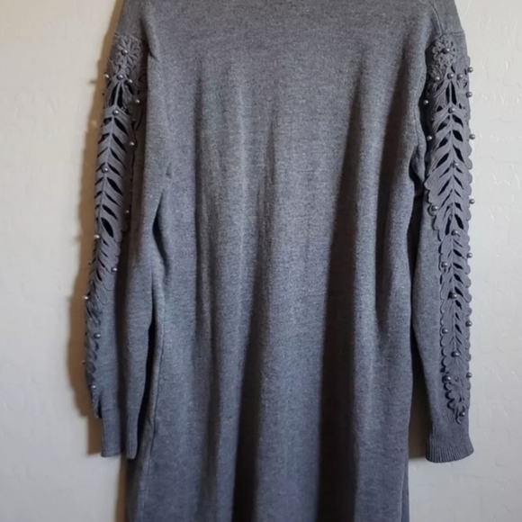 Ember Gray Open Front Cardigan Sweater With Beaded Sleeve. Size M. - Picture 7 of 7